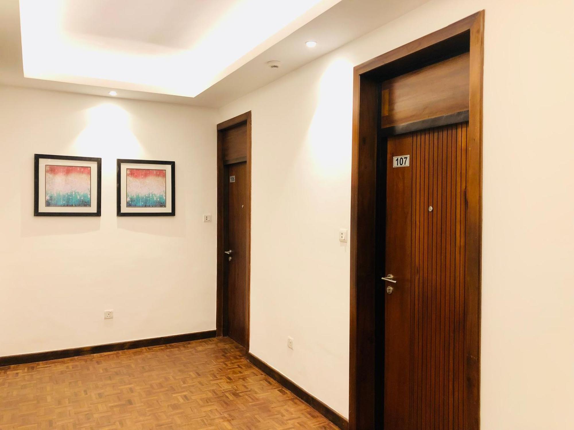 Tropic Inn - Mount Lavinia Watumulla Exterior photo