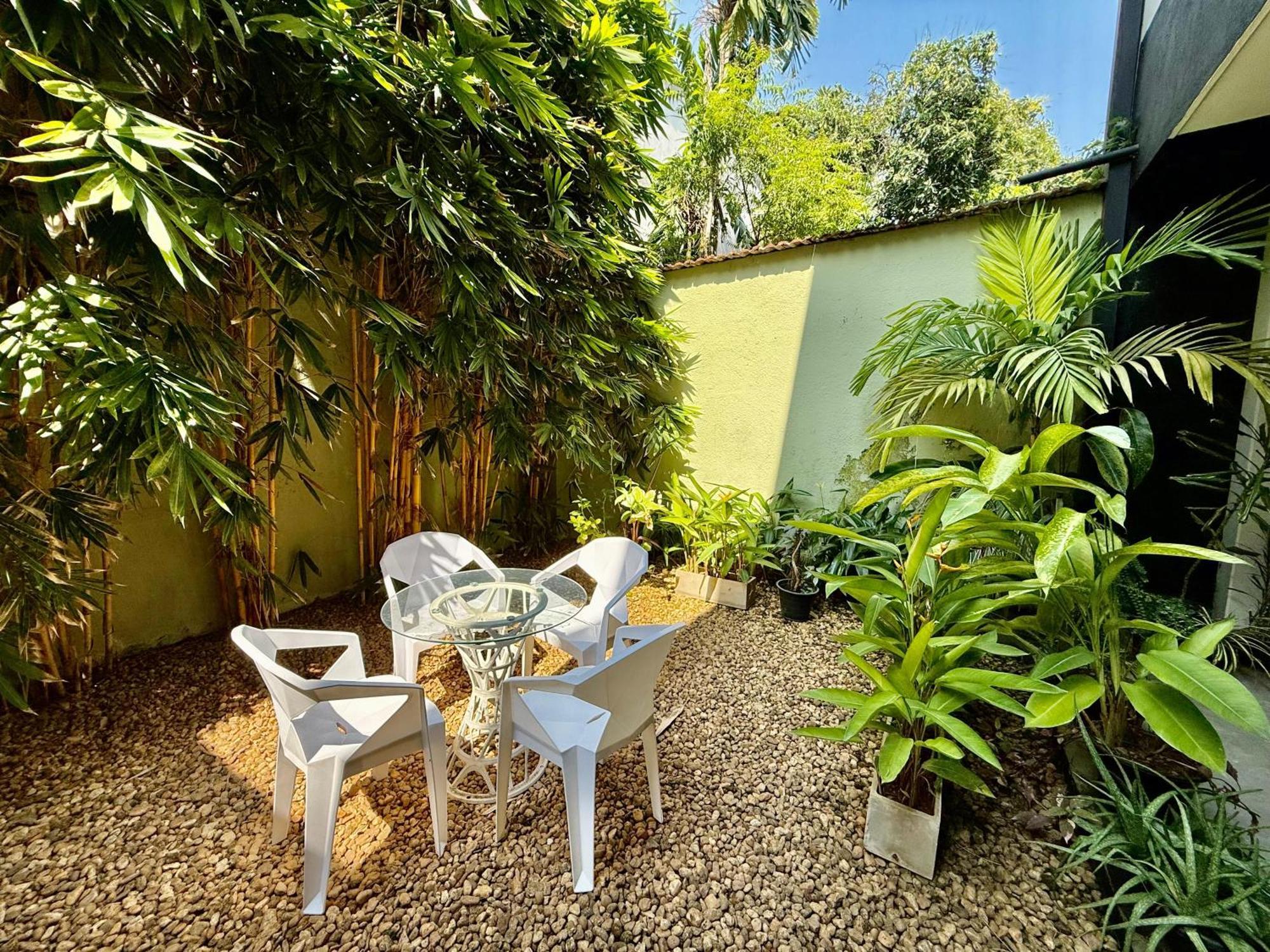 Tropic Inn - Mount Lavinia Watumulla Exterior photo