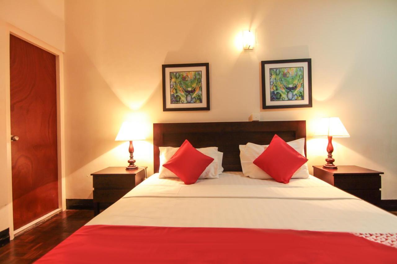 Tropic Inn - Mount Lavinia Watumulla Exterior photo