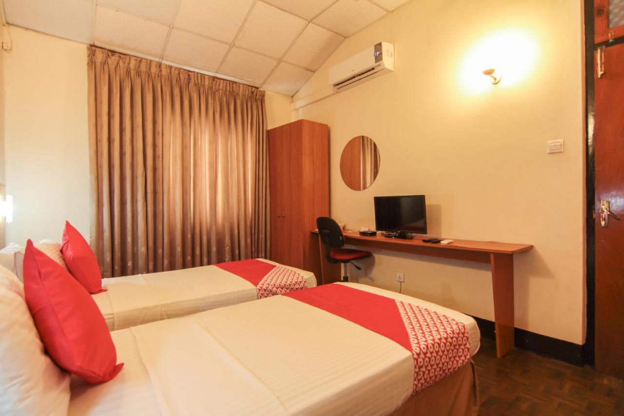 Tropic Inn - Mount Lavinia Watumulla Exterior photo